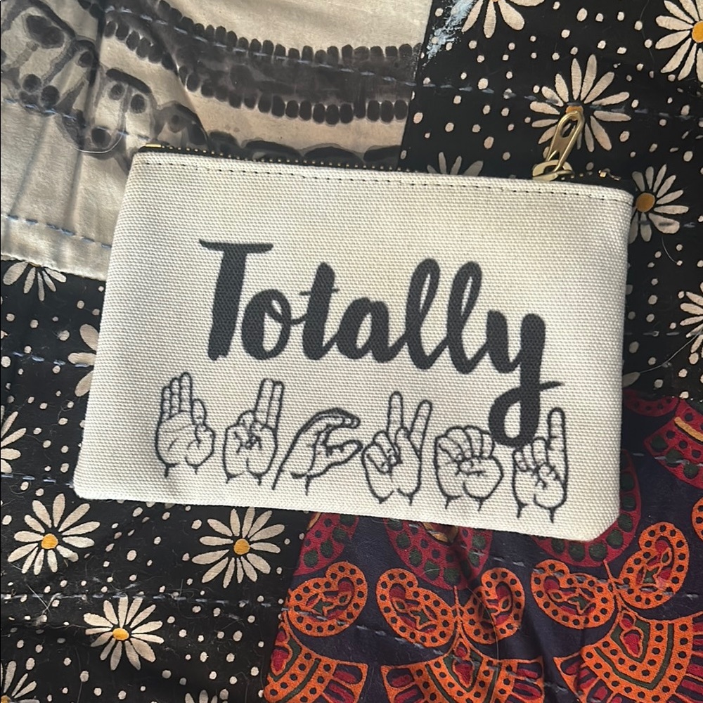 Stylish White Zipper Pouch